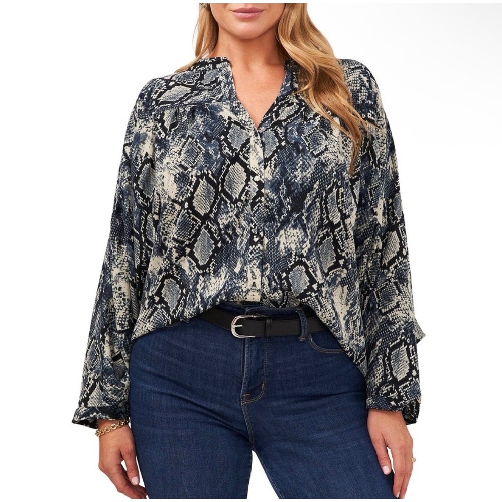 (B5) Vince Camuto Blue Snakeskin Batwing Sleeve Blouse 2X Plus Animal Print Top
